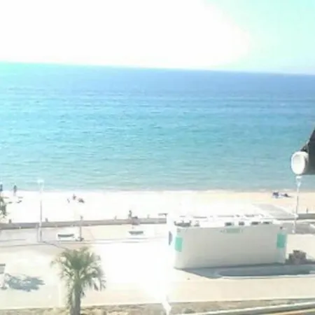 Great Waterfront In Boccacabana Apartament *