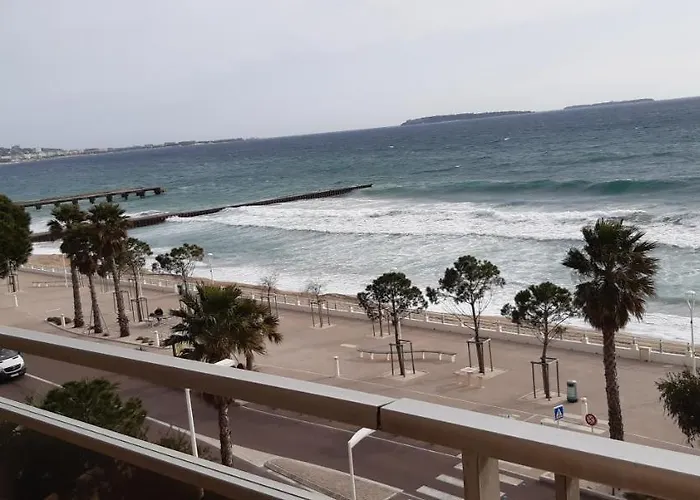 Great Waterfront In Boccacabana アパート