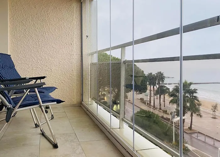 Great Waterfront In Boccacabana アパート カンヌ